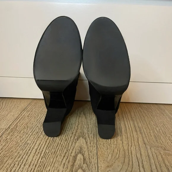 Barney’s New York Vero Cuoio Black Suede Boots (38.5) - Picture 6 of 13